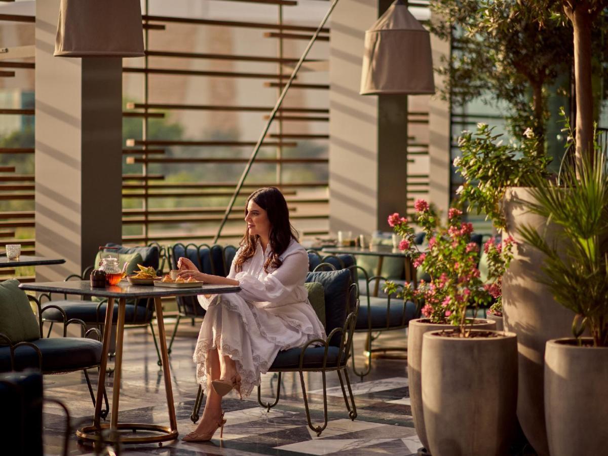 Grand Hyatt Kuwait Hotel Kuwait City ภายนอก รูปภาพ The Terrace