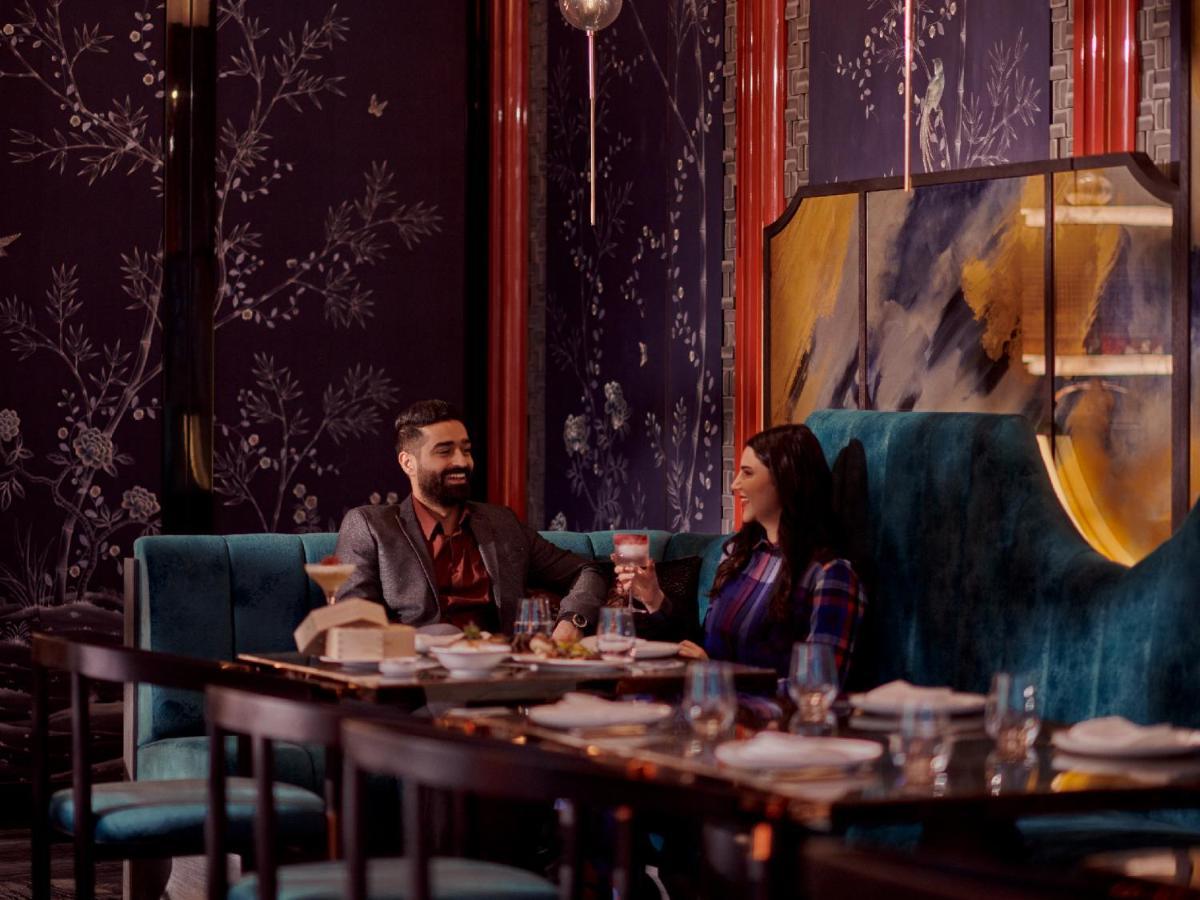 Grand Hyatt Kuwait Hotel Kuwait City ภายนอก รูปภาพ The interior of the restaurant